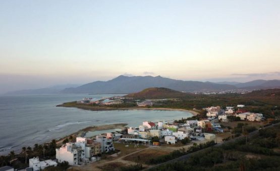 墾丁,後灣,南法風情,民宿, 包棟, 海景,渡假,線上訂房。
